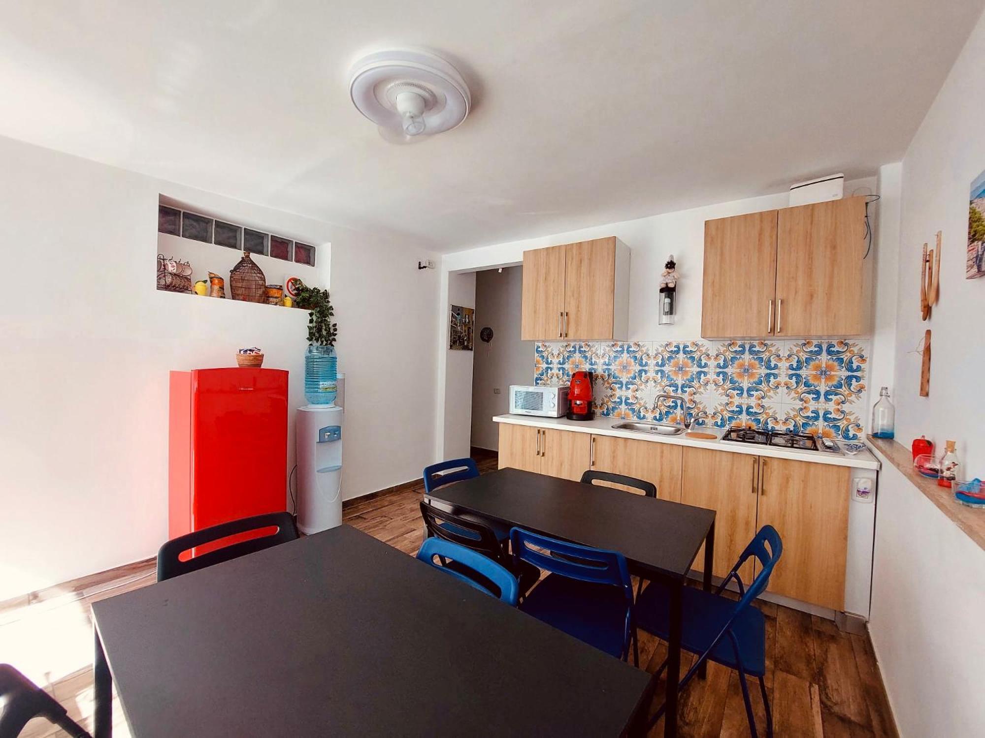 Domus Carbonari Apartment Наполи Екстериор снимка